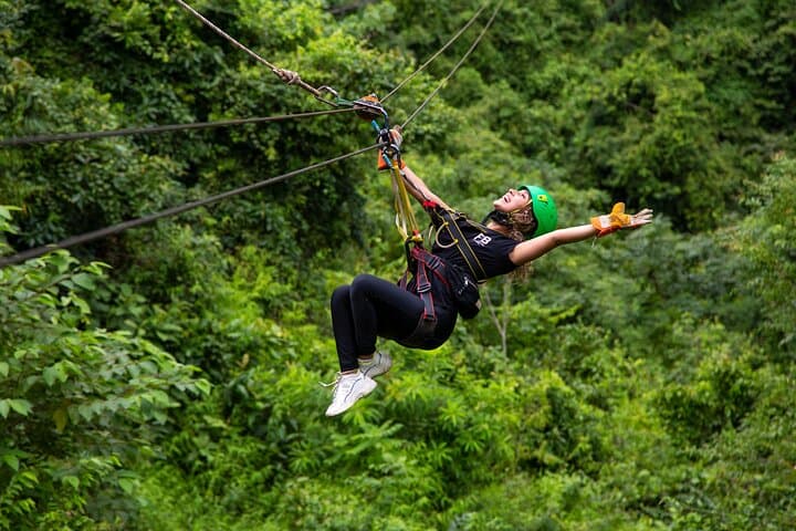Jacó Rainforest 5-in-1: Full-Day Zipline, Tram & High-Ropes Adventure