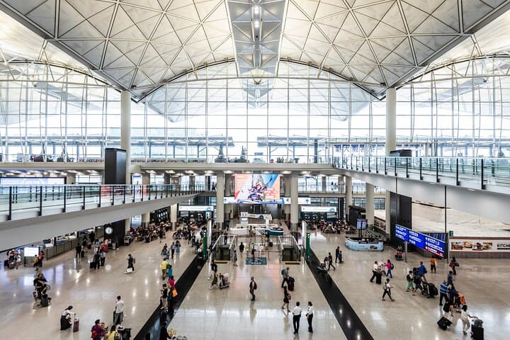 Maximize a Hong Kong Layover — Private 5-Hour Highlights Tour photo 2