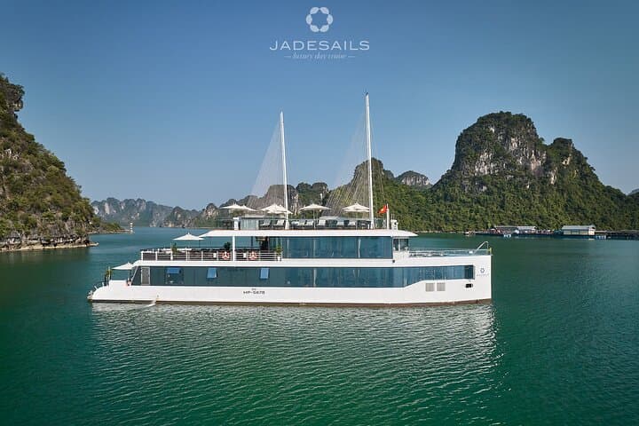 Jade Sails Luxury Day Cruise in Halong & Lan Ha Bay — 7.5-Hour Kayak, Caves & Sunset photo 2