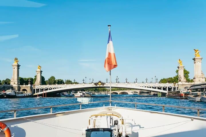 Seine River Dinner Cruise: Paris Night Views & Three-Course Cocotte Experience photo 4