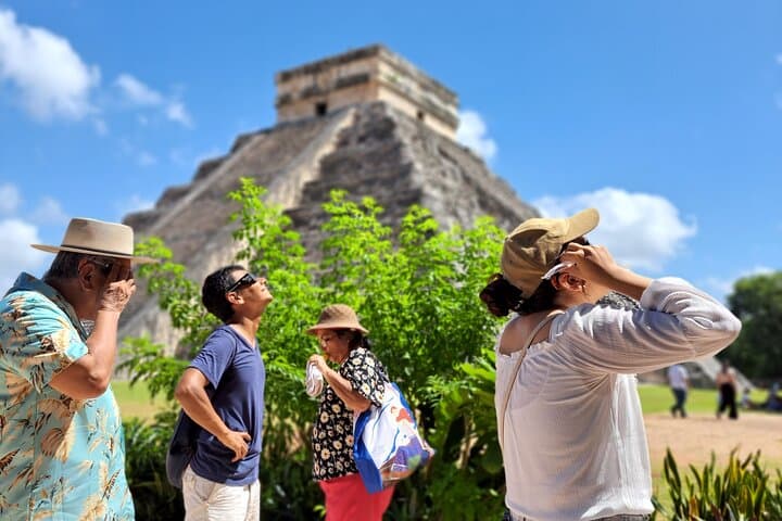 Early-Entry Chichen Itza Small-Group Tour — Skip-the-Line Kukulkan Experience photo 4