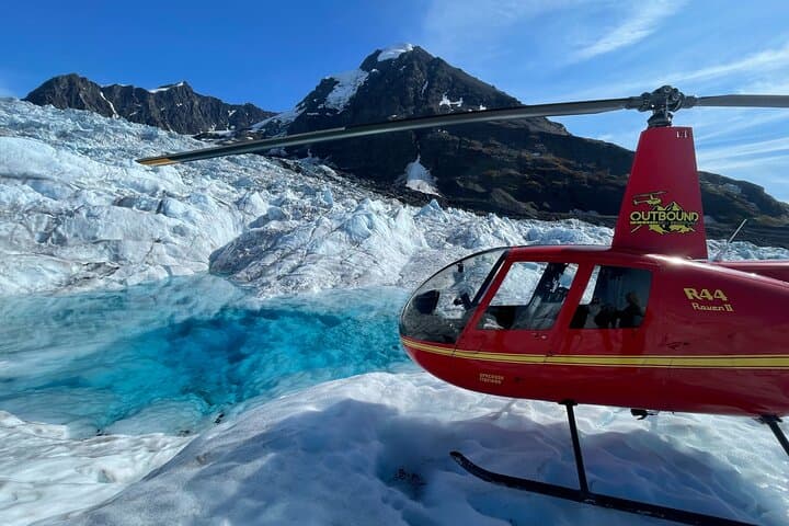 Knik Glacier Helicopter Flight and Landing (90 mins) — Anchorage Glacier Landing Tour photo 4