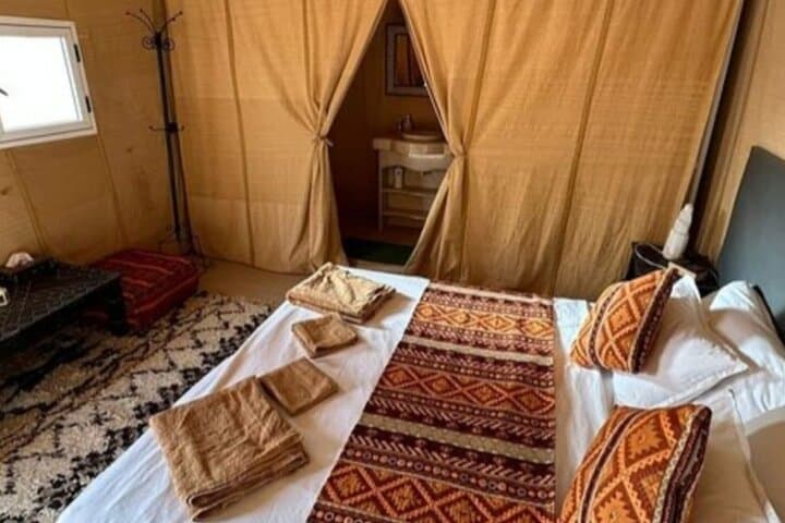 Overnight Luxury Desert Camp and Camel Ride in Merzouga photo 3