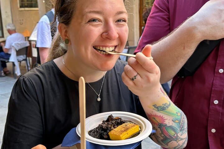 Taste Venice: Rialto Market & Cicchetti Walking Food Tour photo 5