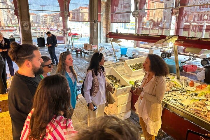 Taste Venice: Rialto Market & Cicchetti Walking Food Tour photo 2