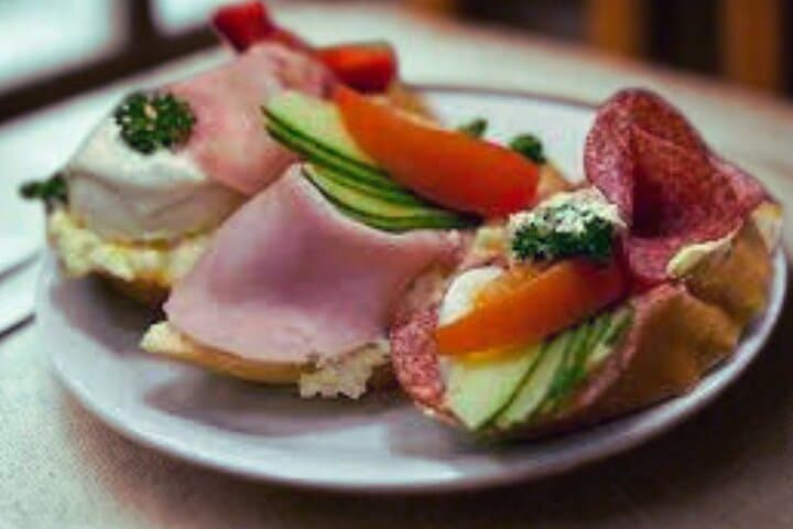 Český Krumlov Food Tour: All-Inclusive Czech Tasting Experience photo 3