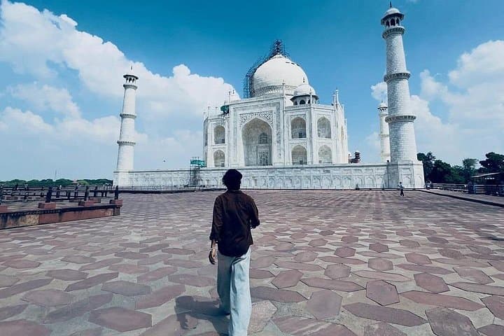 Sunrise Taj Mahal & Agra Fort Private Day Tour from Delhi photo 4