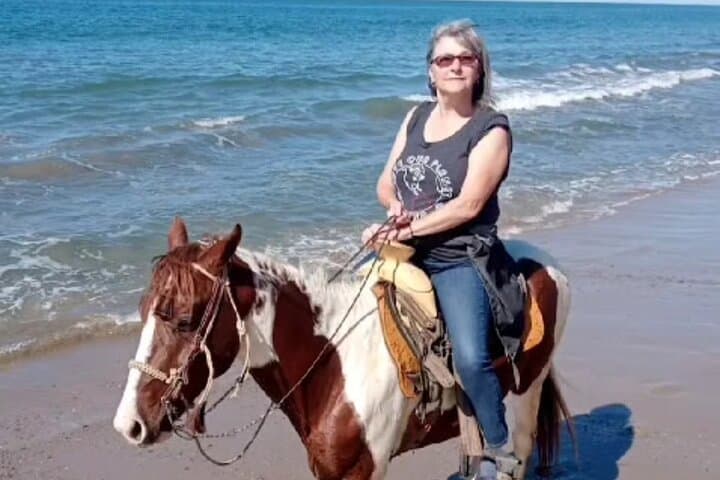 Stone Island Horseback Riding on the Beach — Mazatlán Isla de la Piedra Ride photo 2