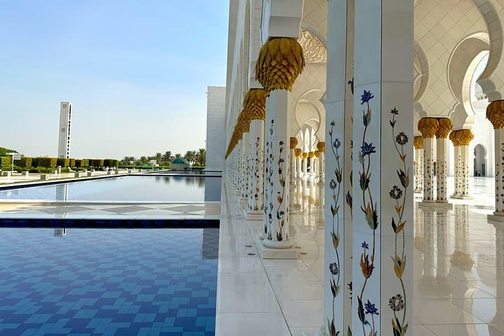 Abu Dhabi Transit Tour: Grand Mosque, Heritage Village & Corniche in a Day photo 4