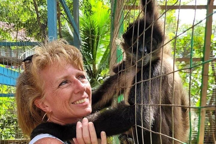 Manawakie Park Roatán: Snorkeling, Sloths & Monkeys Day Tour photo 2