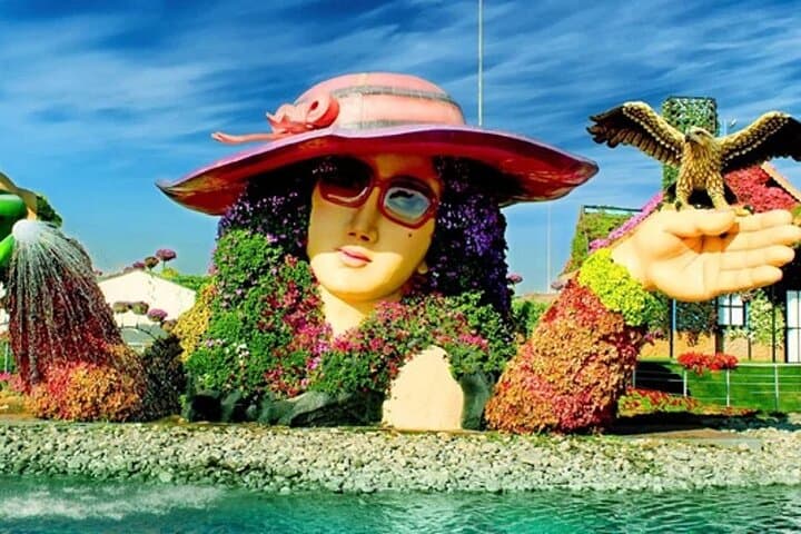 Dubai Miracle Garden Skip-the-Line: Explore 150 Million Flowers with Transport photo 4