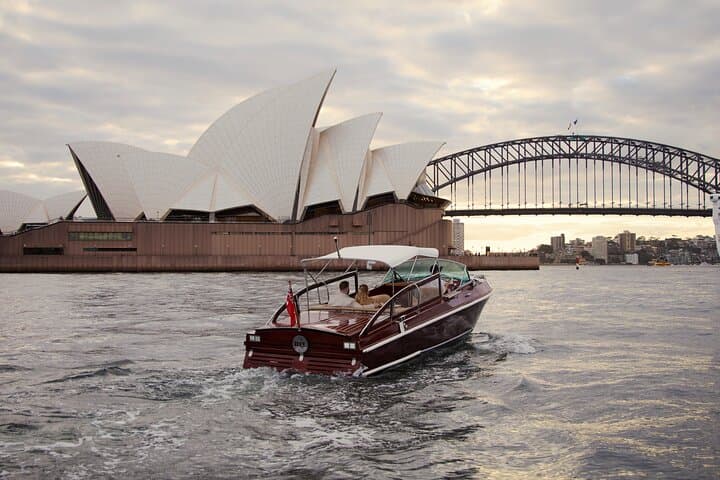 Private Half-Day Sydney Tour by Vehicle & Boat — Bondi, The Rocks & Harbour Cruise photo 5