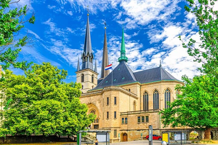 Self-Guided Luxembourg City Walking Tour with Smartphone Audioguide photo 5