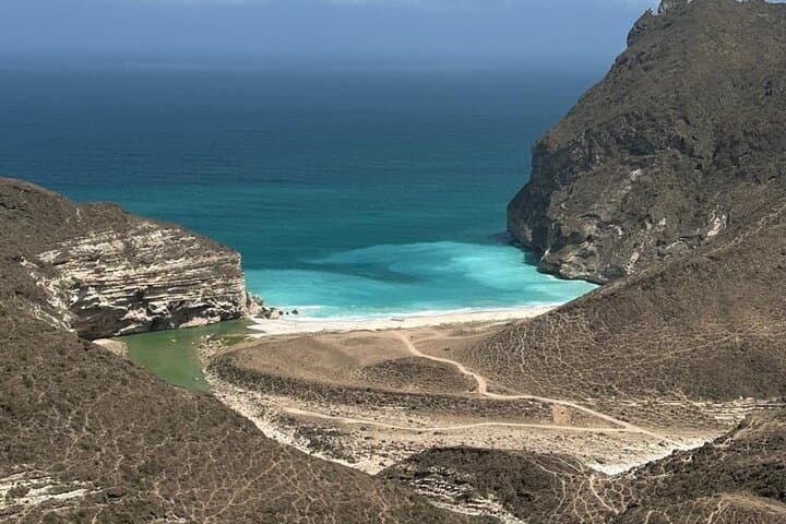 Fazayah Beach 4WD Off‑Road Adventure from Salalah: Beachside Escape & Viewpoints photo 2