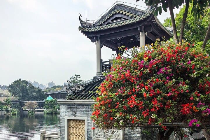 Private Guangzhou Local Guide — Full-Day Personalized Tours of Shamian, Lychee Bay & Huacheng photo 4
