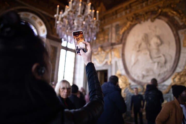 Private Versailles Palace Guided Tour with Garden Access — 2-Hour VIP Experience