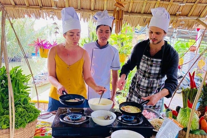 Hoi An Cooking, Lantern-Making & Cam Thanh Basket Boat Experience photo 6