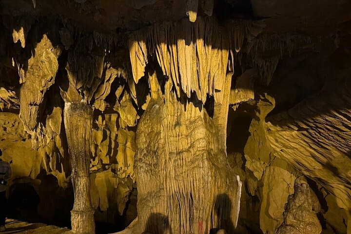 Cao Bang One-Day Motorbike Tour to Ban Gioc Waterfall, Nguom Ngao Cave & Angel Eye Mountain photo 3