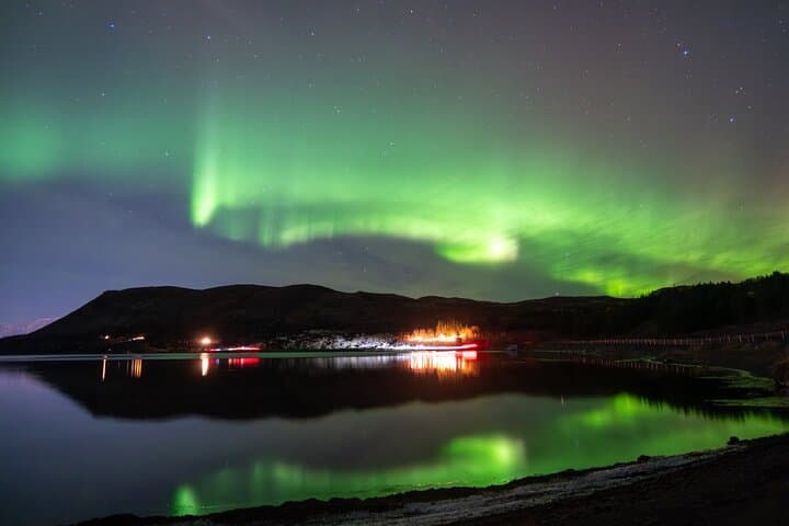 Self-Drive Northern Lights Assistance: 7-Day WhatsApp Aurora Support Across Iceland