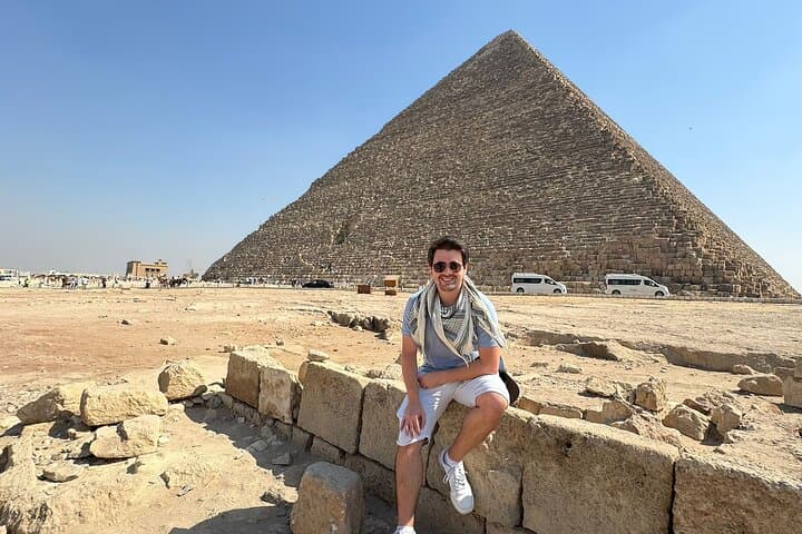 Half-Day Giza Pyramids Tour: Quick Guide with Hotel Pickup & Bazaar Visit