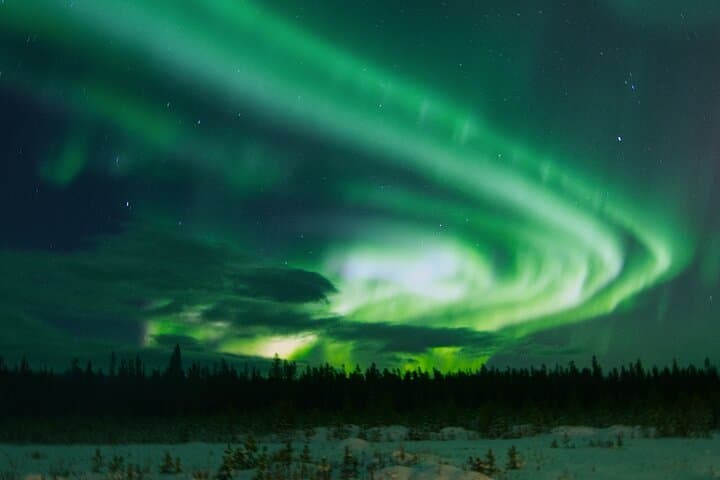 Aurora Borealis Night Experience in Levi: Private Wilderness Cabin & Photo Session photo 4