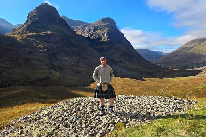 Scottish Highlands & Glencoe Day Tour: Castles, Glens and Waterfalls