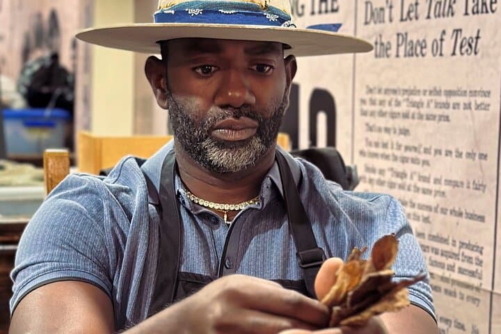 Custom Cigar Blend Workshop in Puerto Plata — Create & Roll Your Own Cigars photo 3