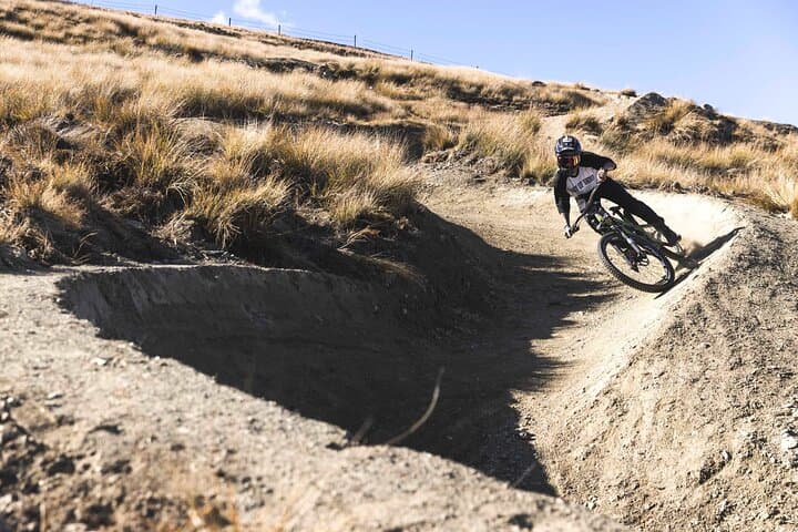 Master Cardrona Bike Park: Full-Day Downhill MTB Coaching at New Zealand's Highest Park photo 2