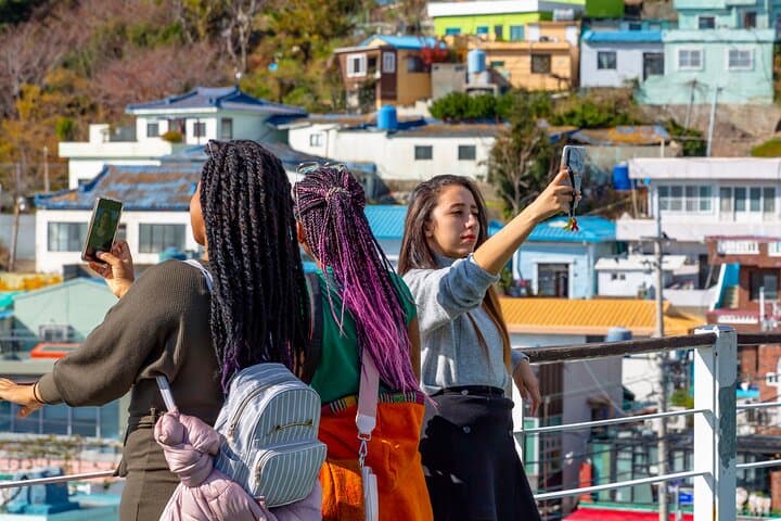 Private Full-Day Busan Tour: Coastal Temples, Markets & Hidden Villages photo 4
