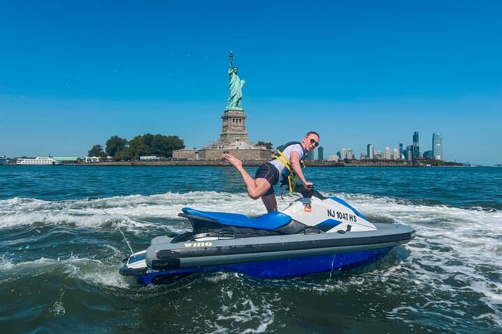 Statue of Liberty and Brooklyn Bridge Jet Ski Tour — High-Speed New York Harbor Ride