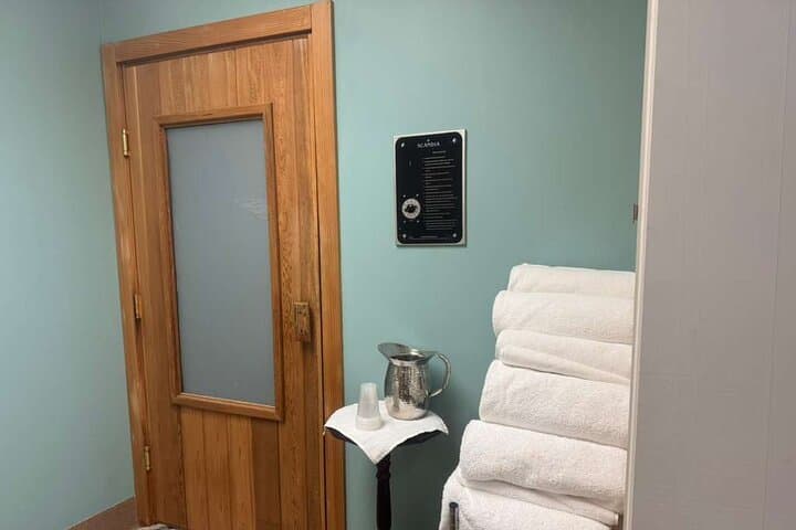 Berkeley Springs Roman Bathhouse Private Tour & Mineral Spa Experience photo 5