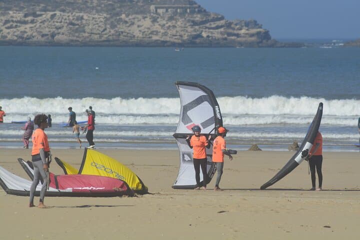 Essaouira Wingfoil Initiation: Beginner Wingfoil Lessons with Foil & IKO Certification photo 2