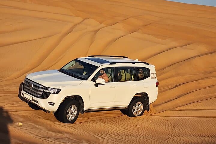 Dubai Red Dunes Desert Safari with BBQ Dinner & Live Shows photo 2