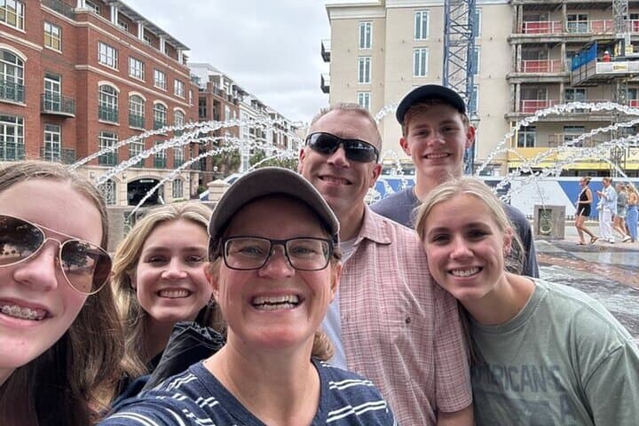 Charleston Scavenger Hunt: Interactive Historic Walking Tour Through Downtown photo 2