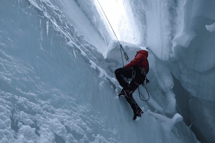 Alpamayo Summit and Santa Cruz Trek: 14-Day Cordillera Blanca Expedition photo 2