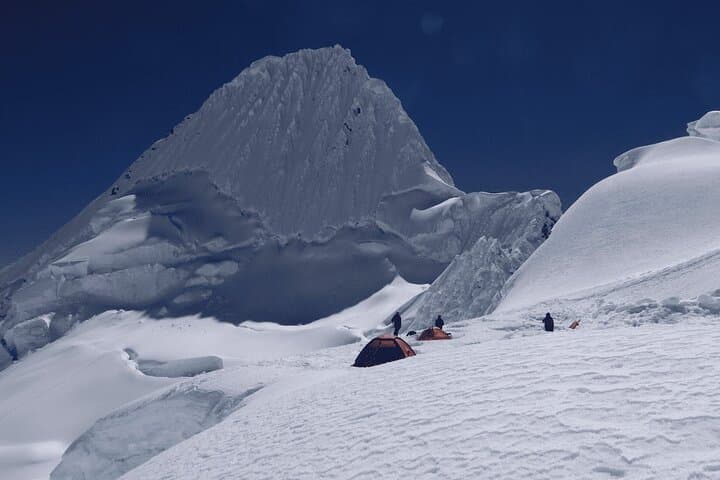 Alpamayo Summit and Santa Cruz Trek: 14-Day Cordillera Blanca Expedition photo 3