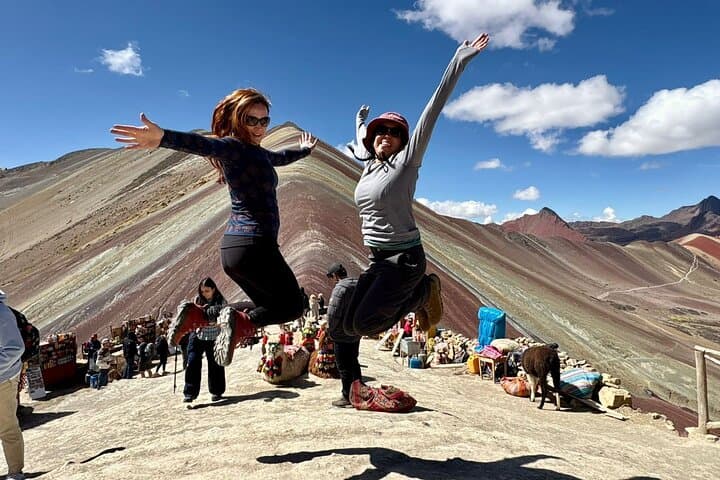 Private Guided Hike to Rainbow Mountain (Vinicunca) from Cusco