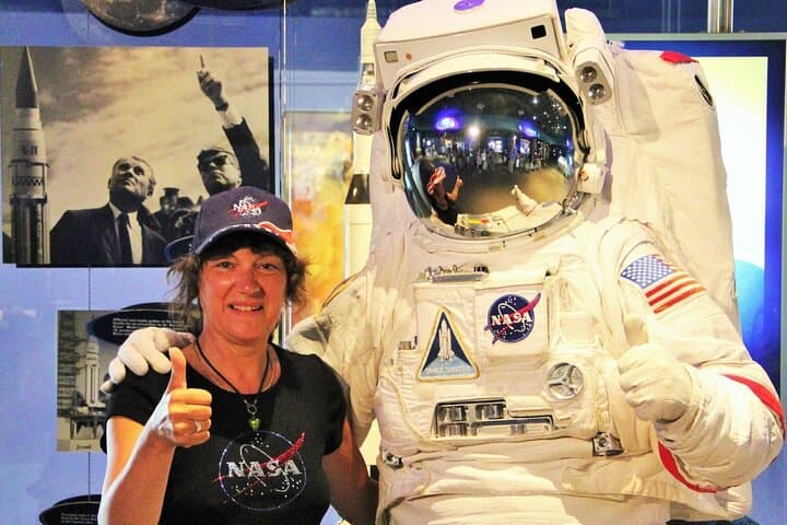 Skip-the-Line Private Tour: Inside Space Center Houston photo 2