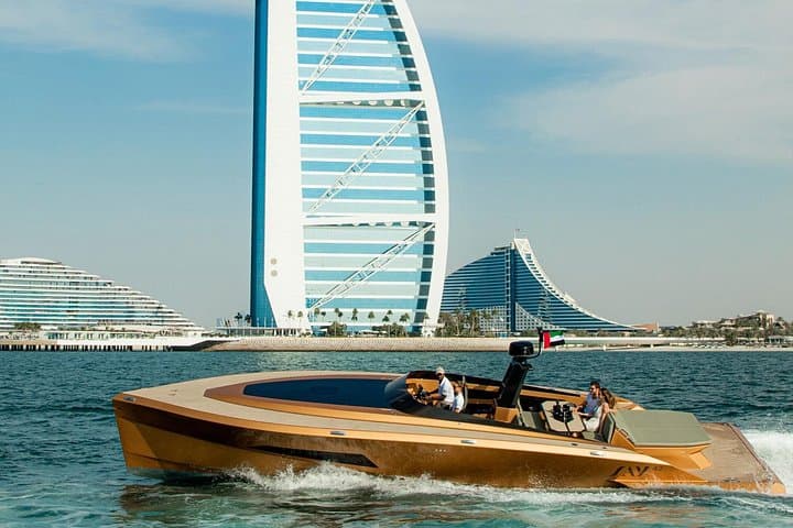 Private Yacht Tour Dubai: 8-Hour Creek-to-Moon-Island Cruise photo 1