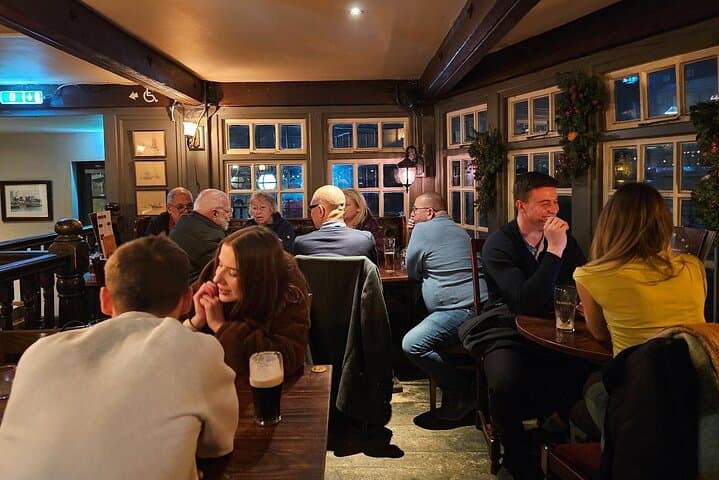 Pilgrims and Pirates: Private Riverside Pub Walk Through London's Docklands photo 4