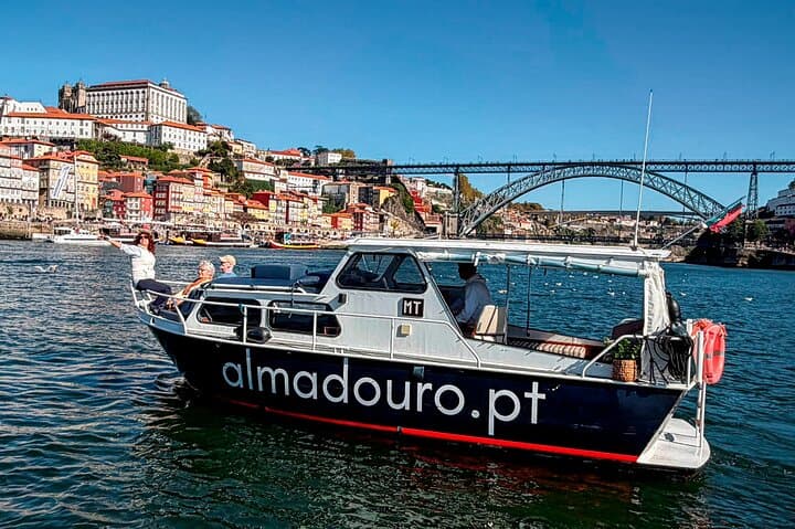 Private Douro Sunset Cruise: 6 Bridges, Port Wine & Porto Views photo 2