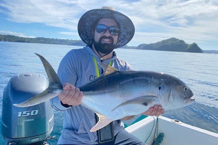 Private Papagayo Charter: Fish, Snorkel and Beach BBQ from Playas del Coco photo 6
