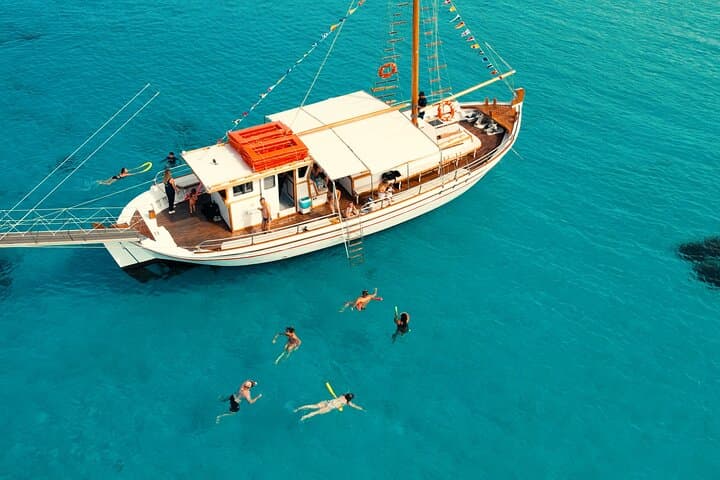 Blue Lagoon & Panteronisi Sunset Swim Cruise — Paros Aegean Escape