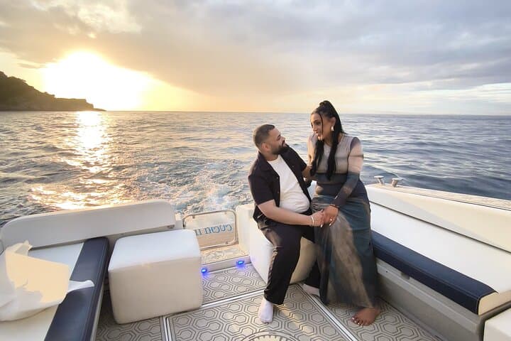 Romantic Proposal at Capri's Faraglioni with Professional Photoshoot photo 4