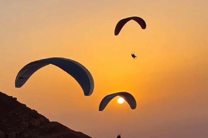 Paragliding Marrakech: Tandem Flights Over Agafay Desert & Atlas Foothills photo 5