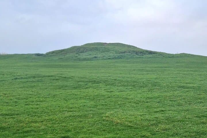 Newquay Coastal Audio Tour: Bronze Age Barrows to World-Class Surf Breaks photo 2