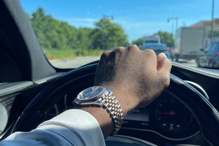 Logan Airport Pickup & Drop-off — Private Luxury Transfer to Boston photo 4