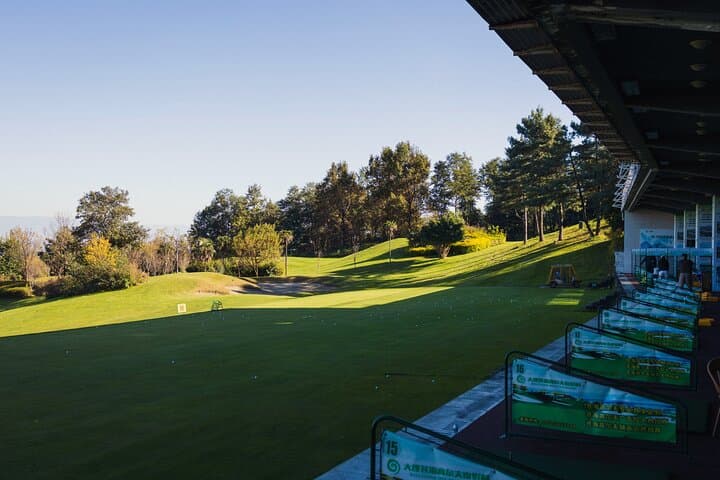 Practice Your Swing with Erhai Views: Canghai Golf Club Driving Range, Dali photo 2