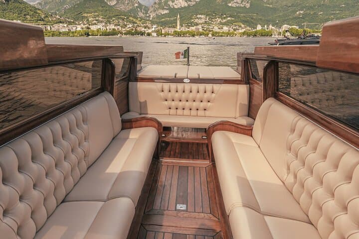 Lake Como shared boat tour from Malgrate with Prosecco photo 5