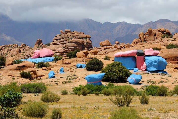 Tafraout & Aït Mansour Canyon: 2-Day Anti-Atlas Adventure from Agadir